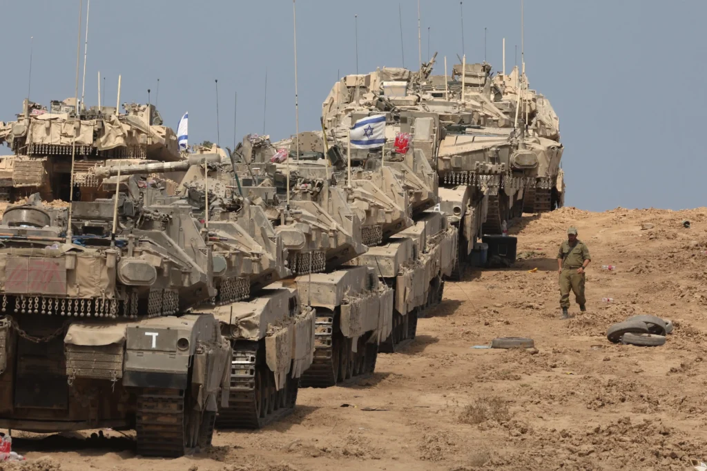 Crisis en Gaza: Avance Militar y Desconexión de Comunicaciones