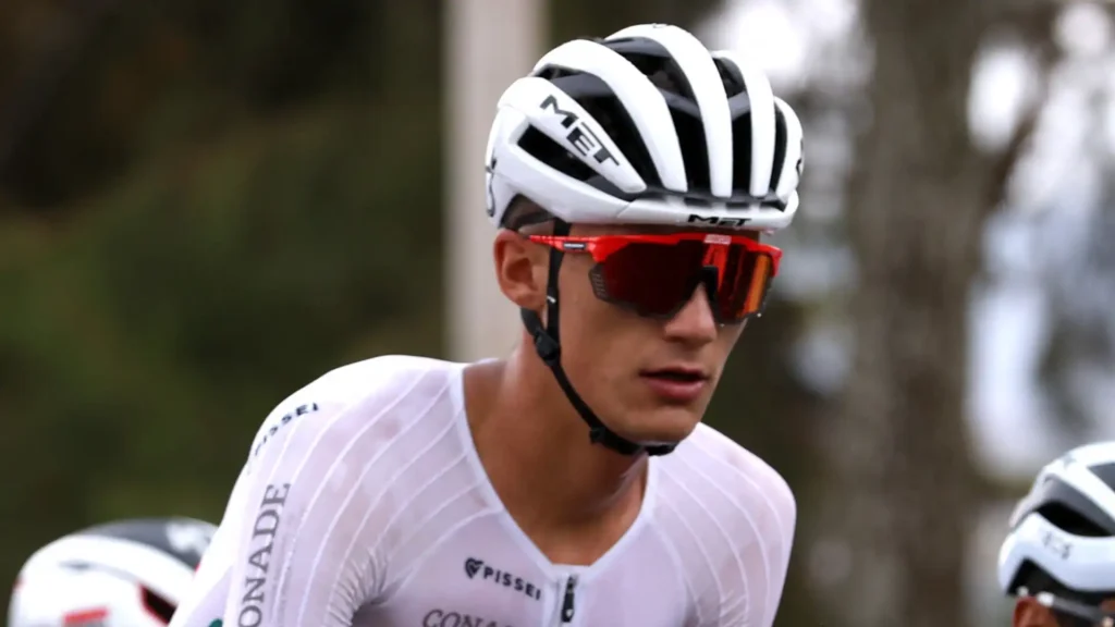 Isaac del Toro Brilla en el Giro dell’Emilia con una Victoria Espectacular