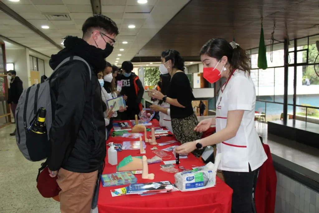 Acceso a Preservativos: Una Iniciativa para la Salud Sexual en Chile