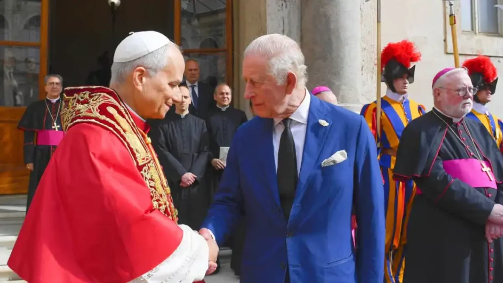 Un Encuentro Histórico: El Rey Carlos III y el Papa León XIV en el Vaticano