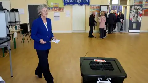 Catherine Connolly: Un Cambio Radical en la Política Irlandesa
