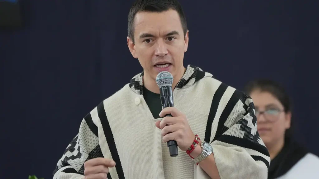 Denuncia de Envenenamiento: La Crisis del Gobierno de Ecuador