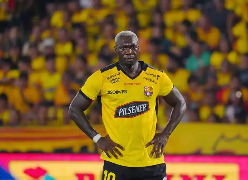 Felipe Caicedo y su futuro incierto en Barcelona SC