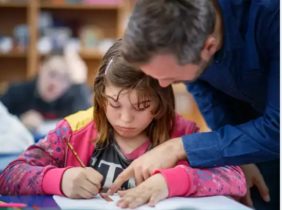 Incidentes Alarmantes en Centros de Atención Múltiple: Discriminación y Negligencia en la Educación Especial