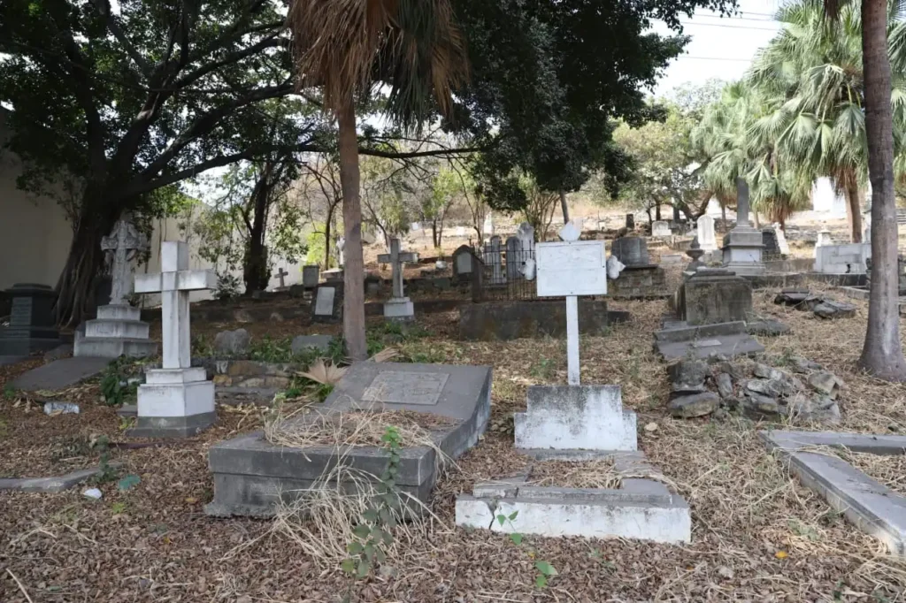 El Cementerio de los Protestantes: Un Patrimonio Olvidado en Guayaquil