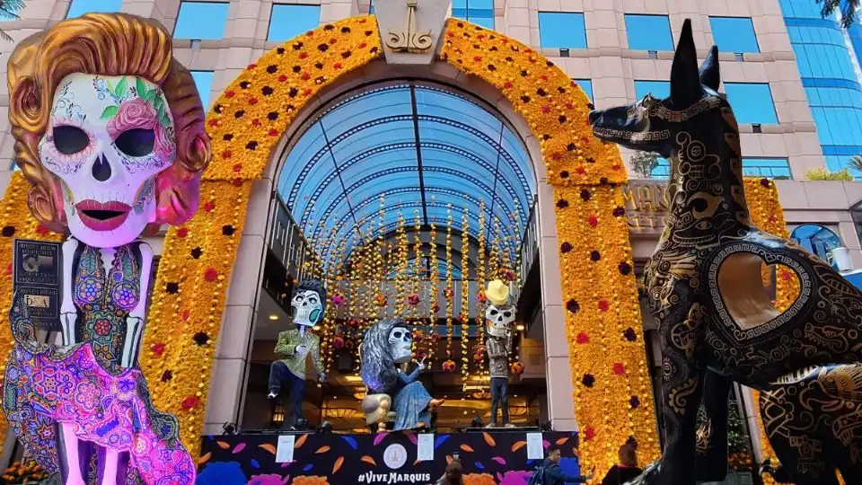 El Hotel Marquis Reforma Celebra el Día de Muertos con Arte y Tradición