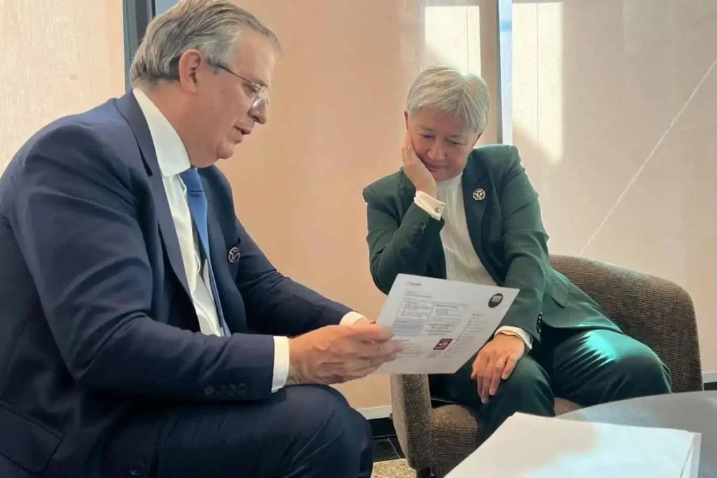 Fortaleciendo la Economía Mexicana en el Escenario Global: La Visión de Ebrard en APEC