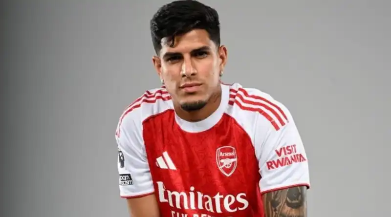 El Arsenal Brilla en la Champions League con Hincapié como Protagonista