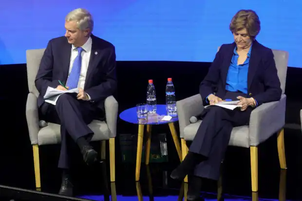 La Controversia del Rap Político en Chile: Matthei y Kast en el Ojo del Huracán