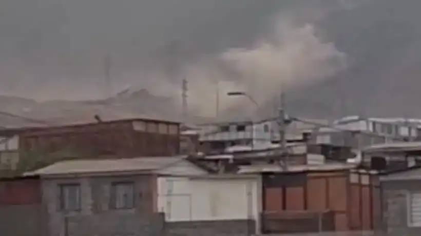 Deslizamientos de Rocas en Antofagasta: Impacto de un Sismo de Magnitud 5.3
