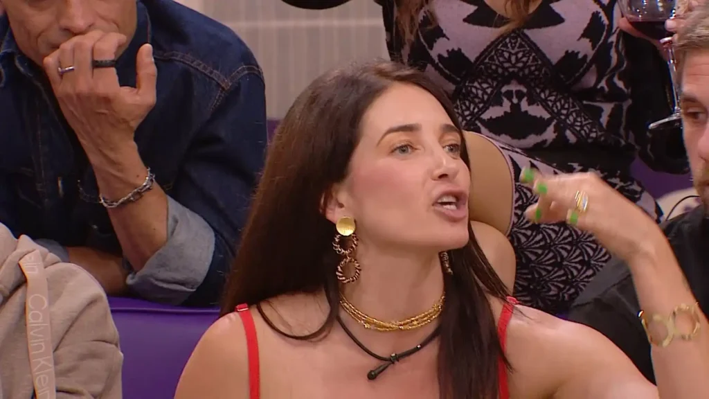 Camila Nash Desmiente Rumores sobre su Relación con Julio César Rodríguez