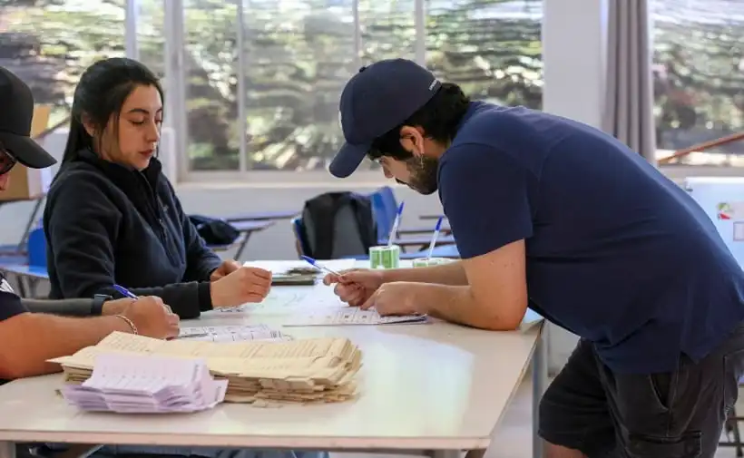 Suspensión de Clases en Antofagasta: Impacto Tras las Elecciones