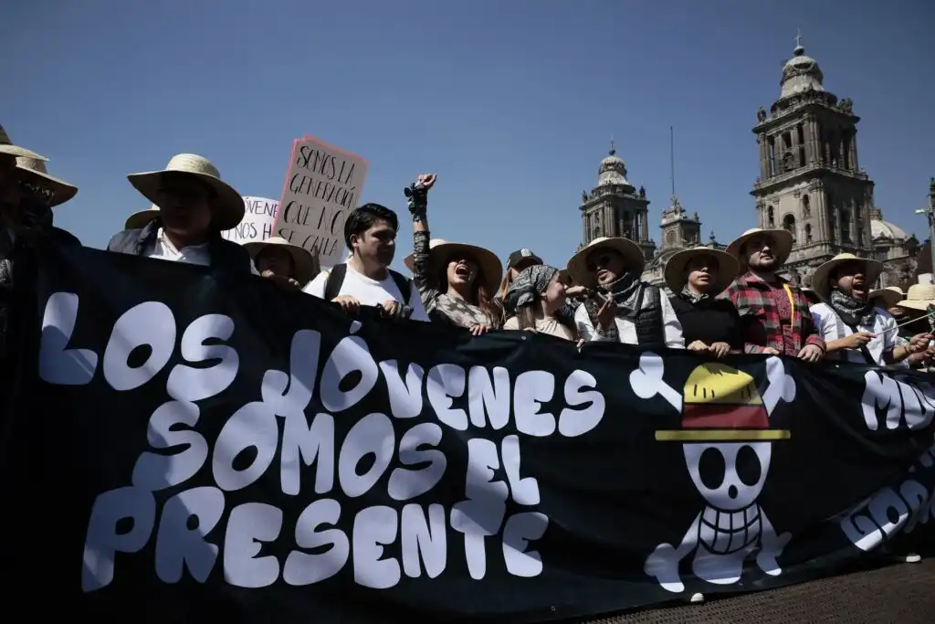 Tensiones en la Marcha de la Generación Z: Un Análisis de la Violencia y la Respuesta Oficial