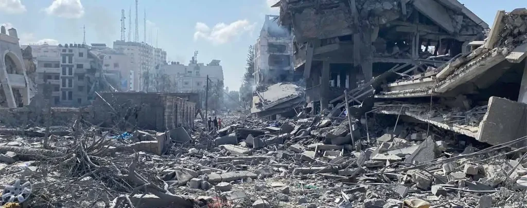 Desafíos y Estrategias en la Reconstrucción de Gaza: Un Análisis de la Situación Actual