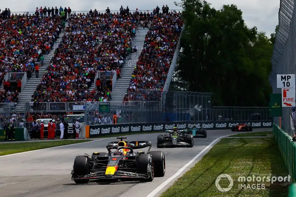 La Dominancia de Verstappen en la Fórmula 1: Un Análisis del Campeonato Actual