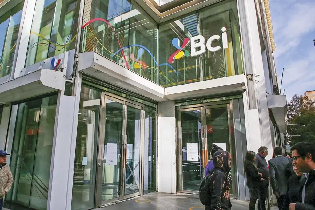 BCI Implementa Salario Mínimo Interno y Nuevas Medidas Laborales para el Bienestar de sus Empleados