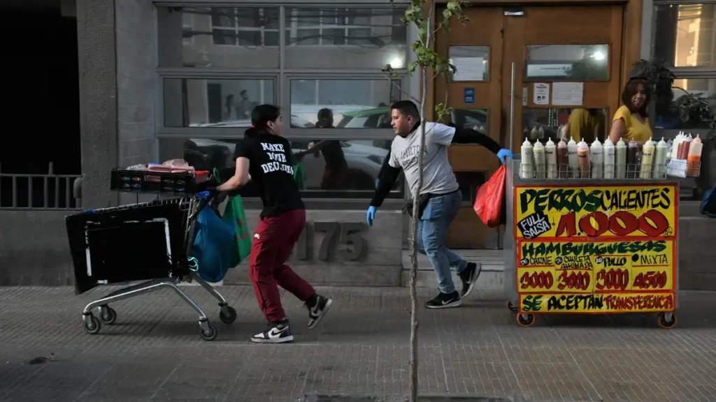 Violencia en las Calles: El Impacto de los Operativos en Estación Central