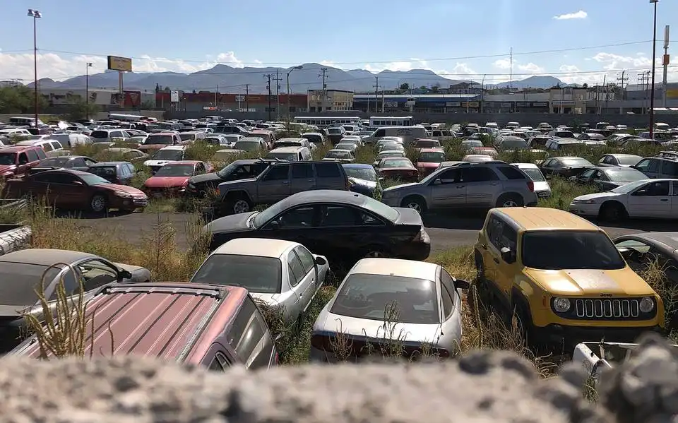 Críticas al Manejo de Corralones en Jalisco: Un Debate sobre Privatización y Transparencia