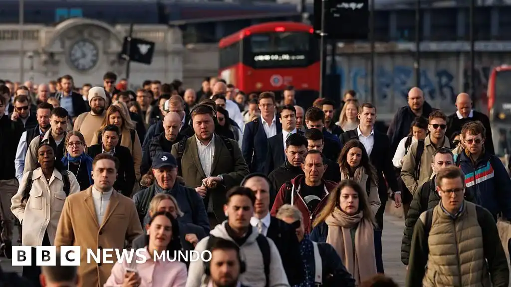 Reino Unido Implementa Nuevas Normativas para la Residencia de Inmigrantes Legales