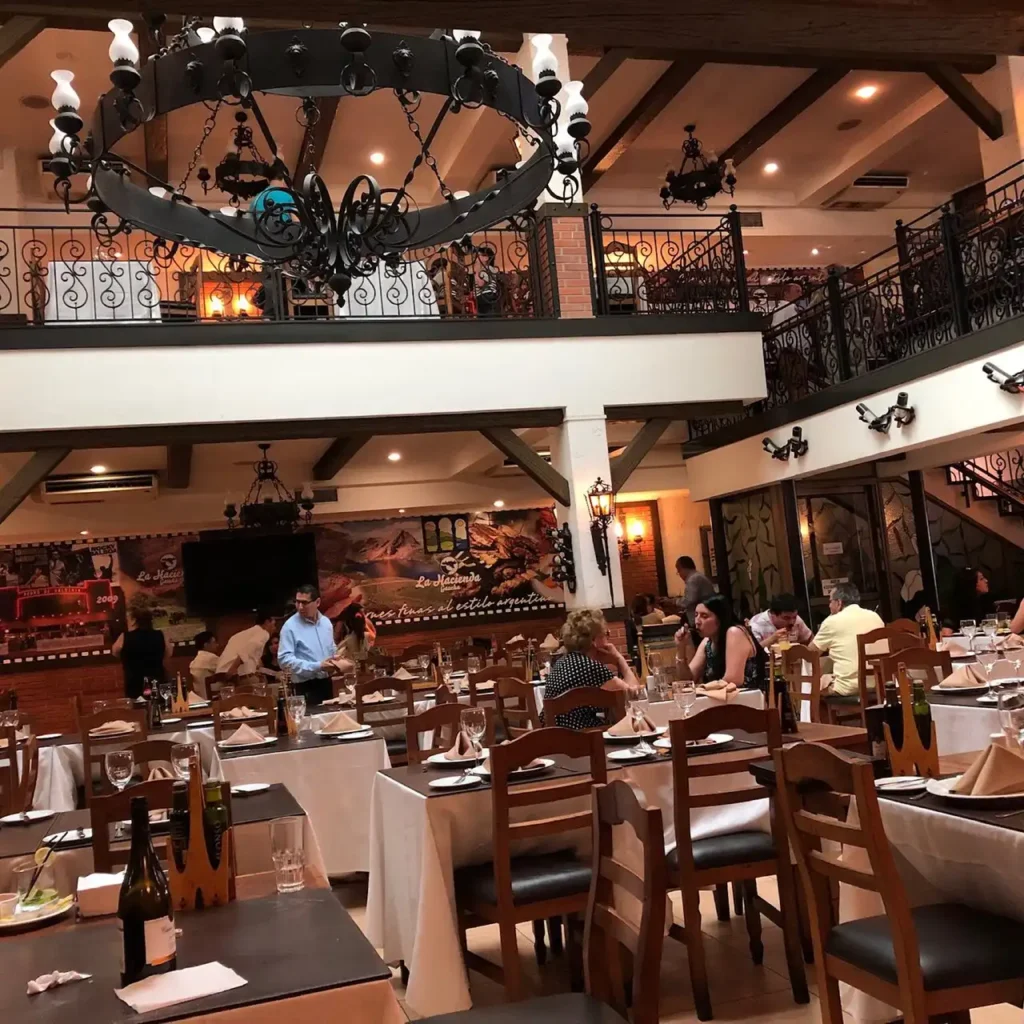 La Hacienda Gaucha: Un Renacer Gastronómico en Santiago