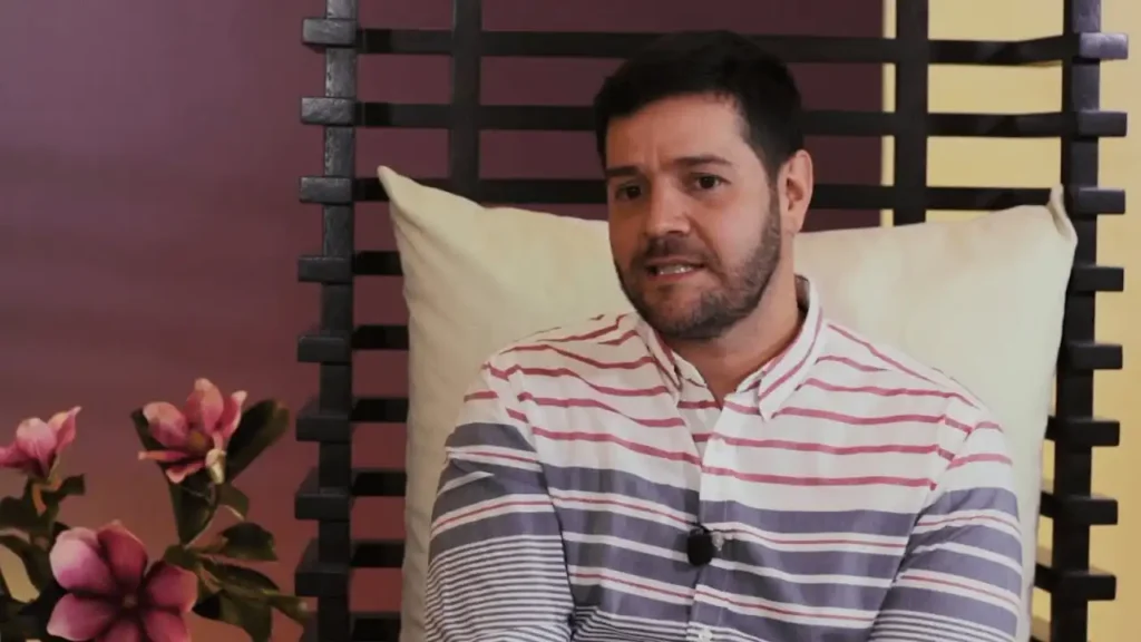 El Adiós de Carlos Luis Andrade a su Madre: Un Viaje de Amor y Despedida