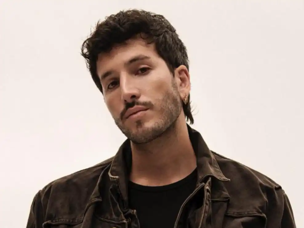 Sebastián Yatra Anuncia Conciertos en Ecuador para 2026: Precios y Fechas