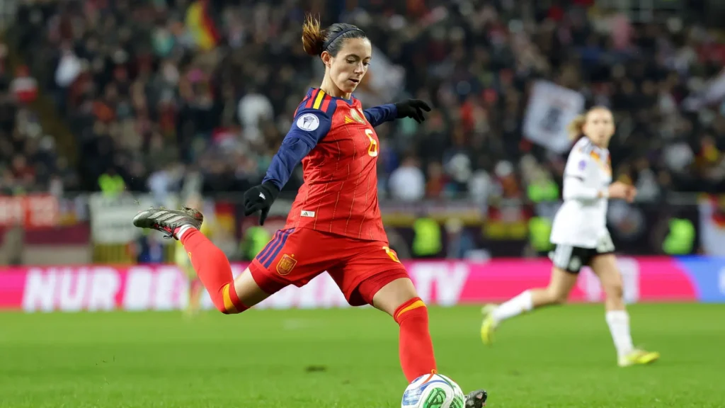 Aitana Bonmatí: La Dura Realidad de una Lesión en el Fútbol Femenino