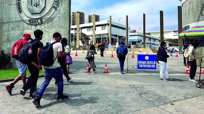 Crisis en la Universidad Católica del Norte: Denuncias de Acoso y Problemas Financieros
