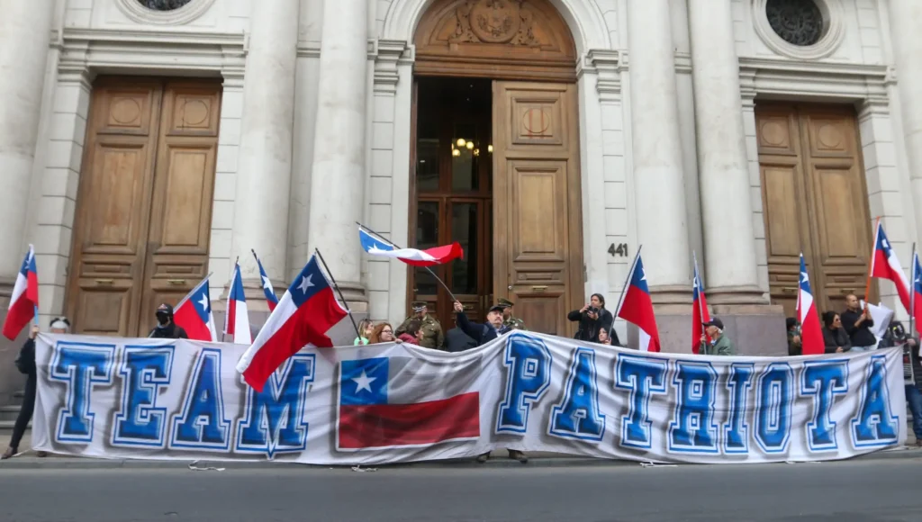 Chile en la Encrucijada: La Elección Presidencial de 2025 y el Auge de la Ultraderecha