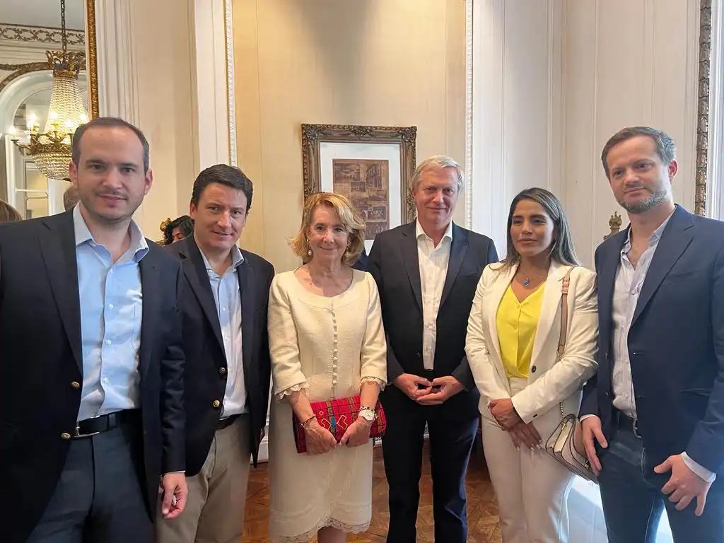 Kast y Milei: Un Encuentro que Marca el Futuro Político de Sudamérica