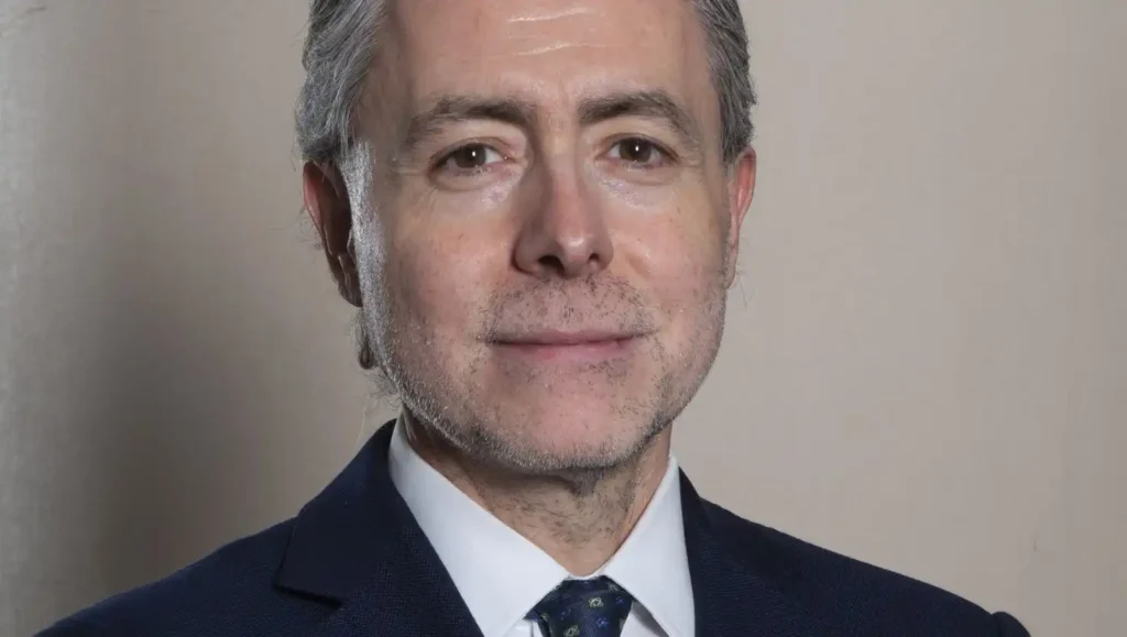 Ernesto Huber Anuncia Su Salida del Coordinador Eléctrico Nacional en 2026