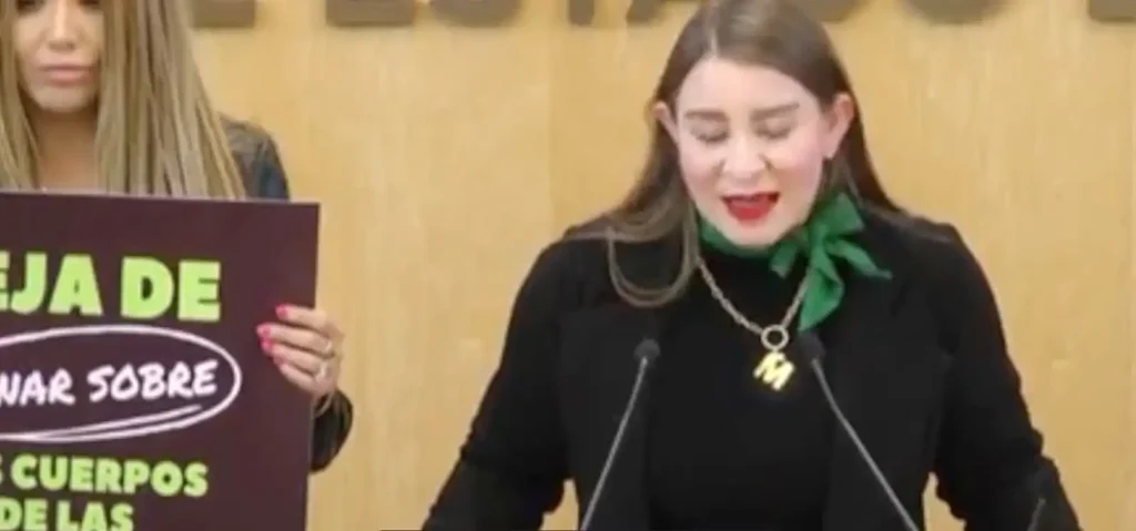 Morena Impulsa Acción Legal Contra la Controversial ‘Ley Esposa’