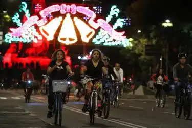 Celebra la Navidad en Bicicleta: Paseo Nocturno en la CDMX