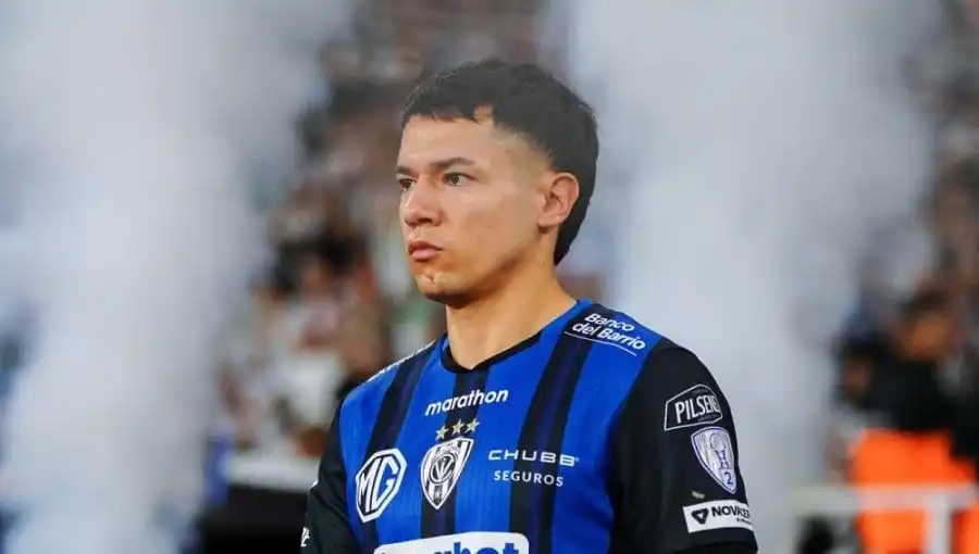 Colo Colo da la bienvenida a su primer refuerzo para la temporada 2026