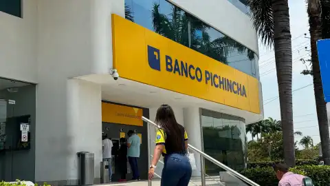 Horarios de Atención Bancaria Durante el Feriado de Fin de Año en Ecuador