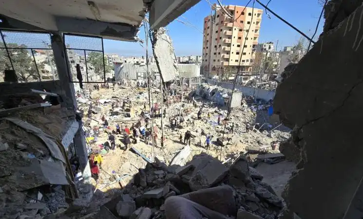 Restricciones a Organizaciones en Gaza: Un Nuevo Capítulo en el Conflicto Israelí-Palestino