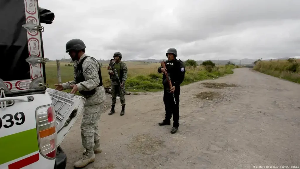 Ecuador Refuerza Controles Fronterizos ante Crisis en Venezuela