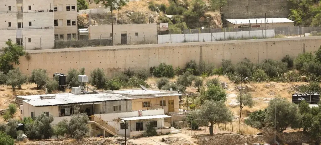 La ONU denuncia apartheid en Cisjordania: un informe alarmante sobre la situación de los palestinos