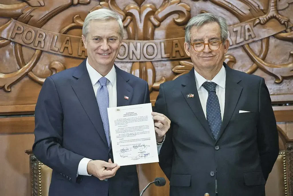 Posibles Encuentros Diplomáticos: Kast y Machado en el Horizonte