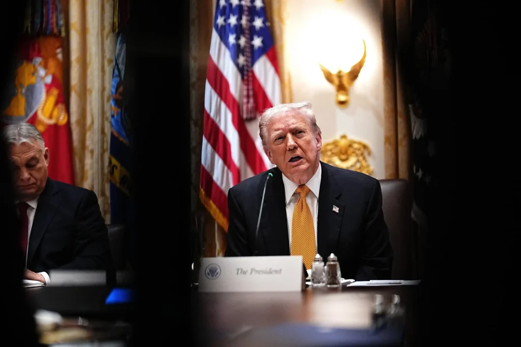 Trump y la Manipulación de la Realidad: Un Nuevo Capítulo en la Política Internacional