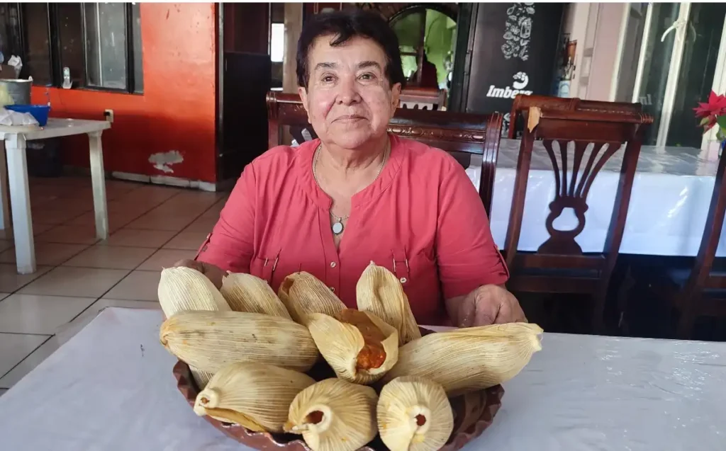 Tamales de Cacahuate: Un Legado Culinario Purépecha en Santiago Maravatío