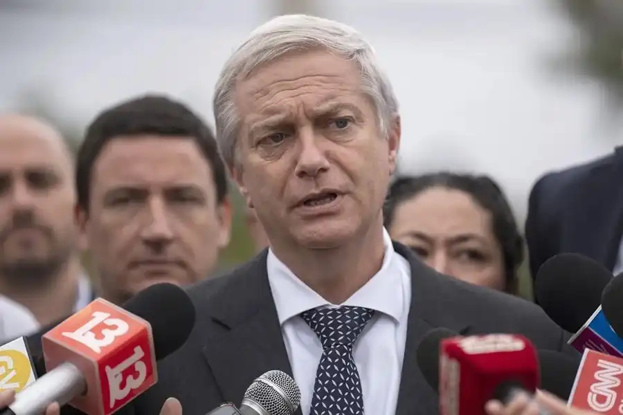 José Antonio Kast asume la presidencia en medio de sentimientos encontrados