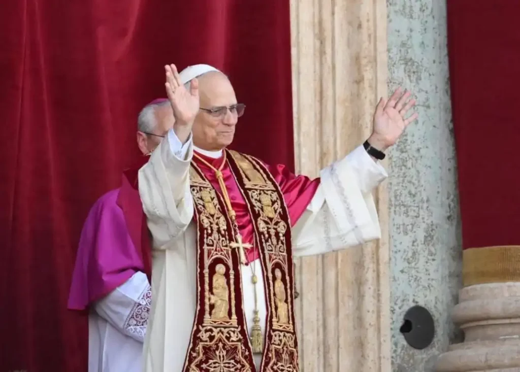 Dios no está con los malvados: análisis del enfrentamiento entre Papa León XIV y Trump