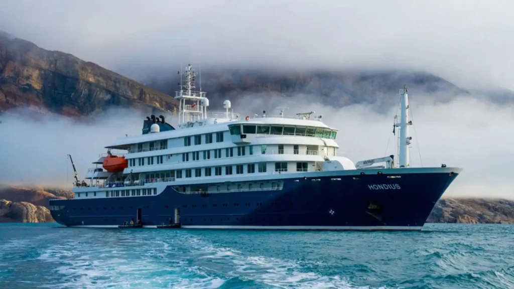 Crucero MV Hondius con brote de hantavirus: ¿dónde atracará en España y qué implica sanitaria y legalmente?